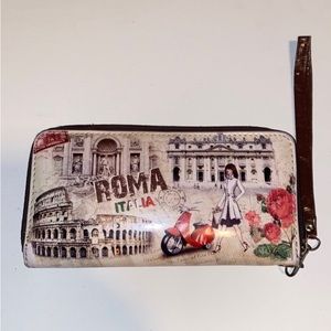 Italy wristlet